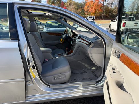 Used 2005 Lexus ES 330 image 18