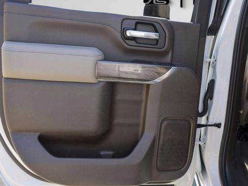 Used 2020 Chevrolet Silverado 2500 LTZ w/ LTZ Plus Package image 23