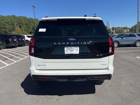 New 2025 Ford Expedition Max Active image 4