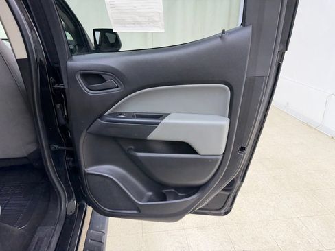Used 2017 GMC Canyon 2WD Crew Cab w/ Convenience Package image 12