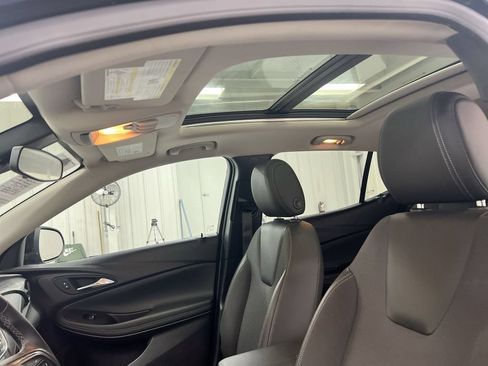 Used 2023 Buick Encore GX Select w/ Experience Buick Package FWD image 19