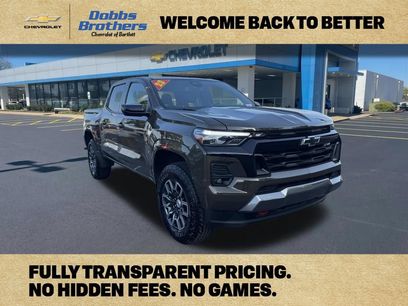Used 2023 Chevrolet Colorado Z71 w/ Z71 Convenience Package 2