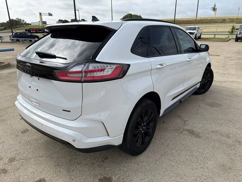Used 2022 Ford Edge SE w/ Black Appearance Package AWD/4WD image 11