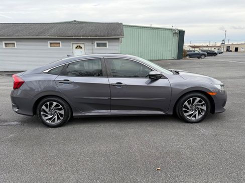 Used 2018 Honda Civic EX image 4