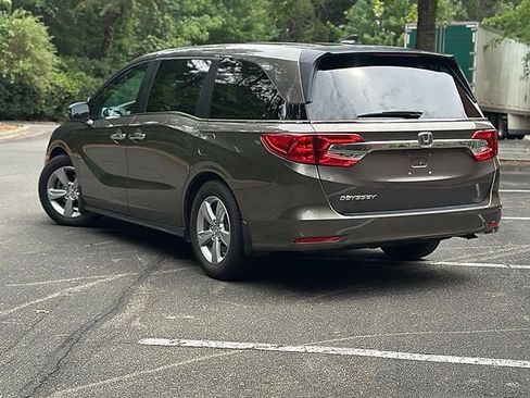 Used 2019 Honda Odyssey EX-L image 4