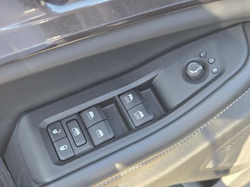 Certified 2023 Jeep Grand Cherokee Altitude image 21