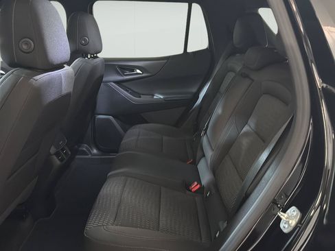 Used 2026 Chevrolet Equinox LT FWD image 11