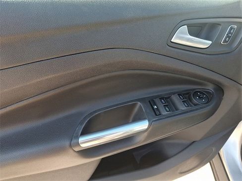 Used 2014 Ford Escape SE image 12