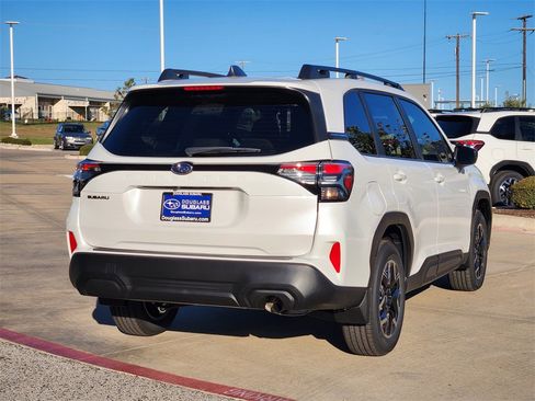 New 2025 Subaru Forester Premium image 3