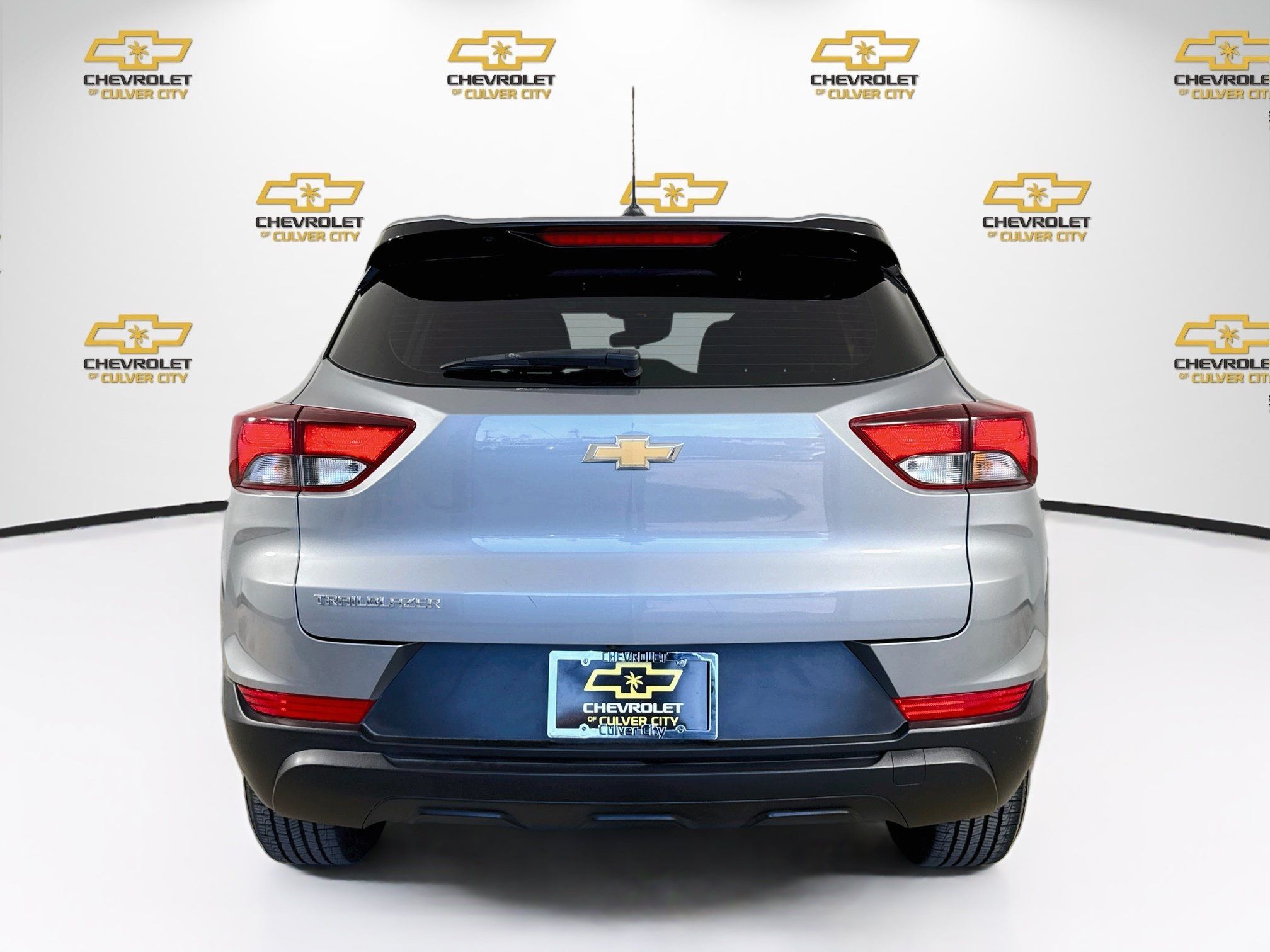 Used 2023 Chevrolet TrailBlazer LS FWD image 7
