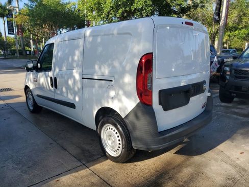 Used 2021 RAM ProMaster City Tradesman FWD image 2