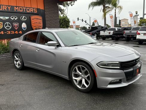 Used 2016 Dodge Charger R/T w/ Plus Group image 12