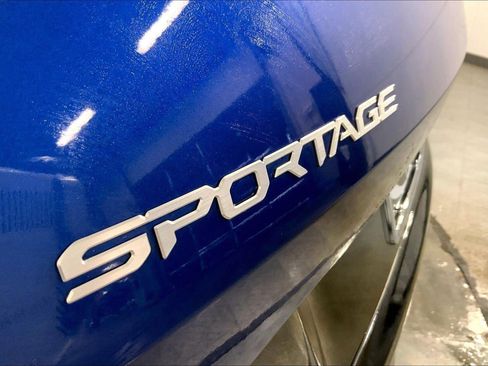 Certified 2023 Kia Sportage SX image 8