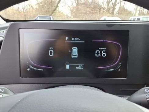 Used 2025 Kia Sportage LX image 21