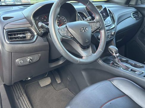 Used 2023 Chevrolet Equinox RS w/ RS Leather Package FWD image 12