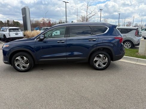 Used 2023 Hyundai Santa Fe SEL image 3