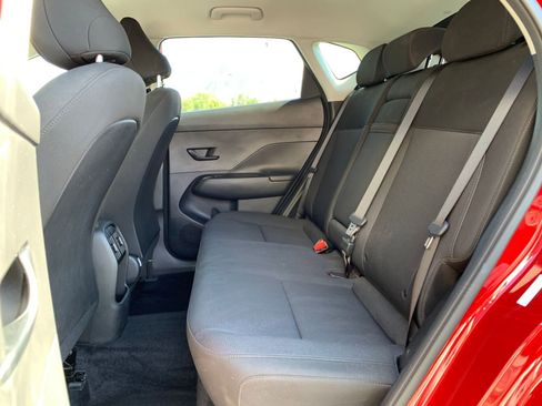 Used 2025 Hyundai Kona SEL image 25