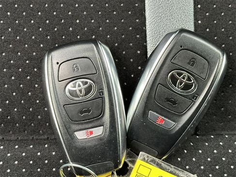 Used 2023 Toyota GR86 Premium image 20