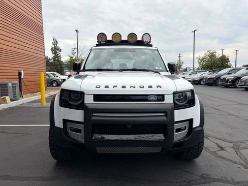 Used 2023 Land Rover Defender 110 S AWD/4WD image 8