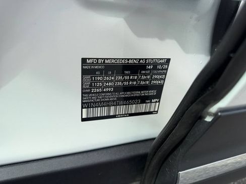 Used 2026 Mercedes-Benz GLB 250 4MATIC image 31