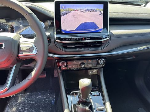 New 2026 Jeep Compass Limited image 8