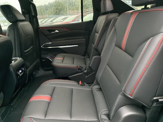 New 2027 Chevrolet Traverse RS w/ LPO, Floor Liner Package AWD/4WD image 14