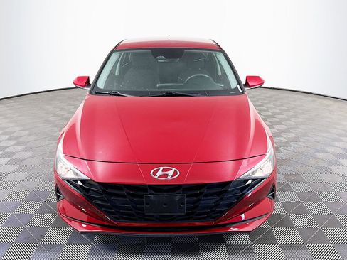 Used 2021 Hyundai Elantra SEL FWD image 2