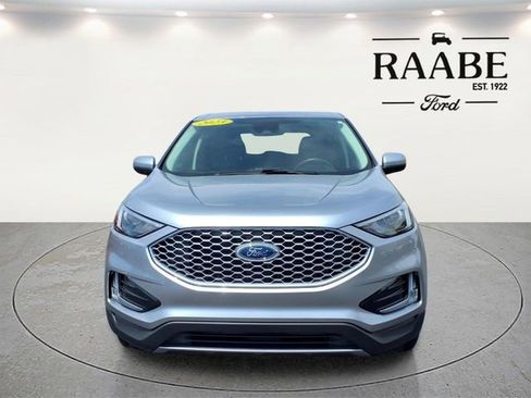 Used 2023 Ford Edge SEL w/ Convenience Package AWD/4WD image 2