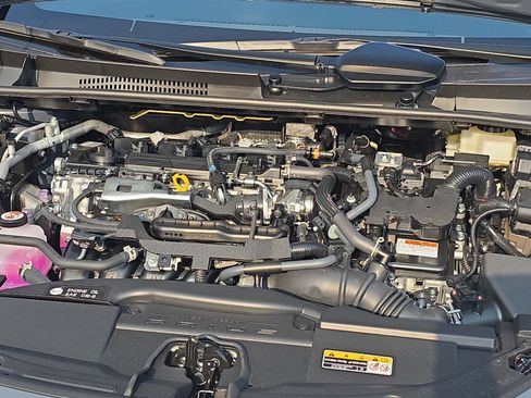 New 2027 Toyota Prius XLE FWD image 30