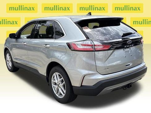 Certified 2024 Ford Edge SEL w/ Convenience Package AWD/4WD image 15