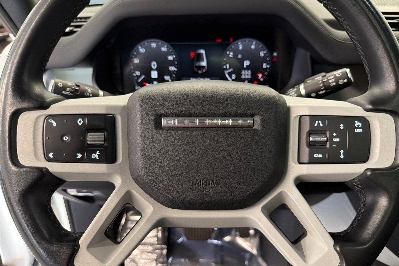 Used 2023 Land Rover Defender 130 SE AWD/4WD image 11