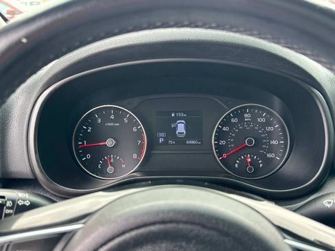 Used 2022 Kia Sportage EX image 17