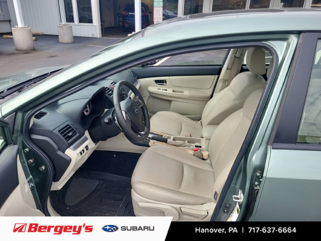 Used 2014 Subaru Impreza 2.0i Limited AWD/4WD image 8