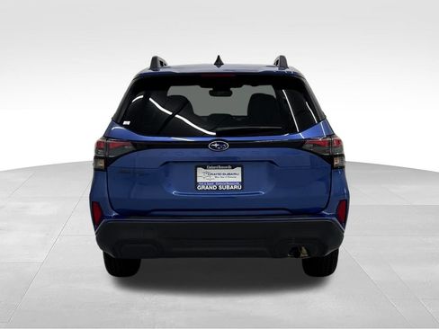 Used 2026 Subaru Forester Premium AWD/4WD image 6