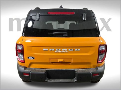 New 2026 Ford Bronco Sport Outer Banks w/ Outer Banks Tech Package+ AWD/4WD image 7