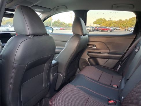 New 2026 Nissan Kicks SR FWD image 5