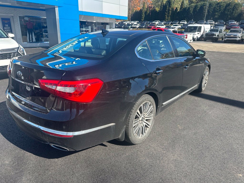 Used 2014 Kia Cadenza Premium w/ Luxury Package FWD image 8