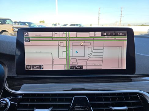 Used 2022 BMW 530e image 9