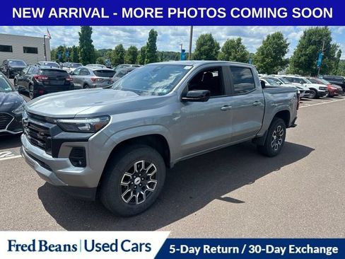 Used 2023 Chevrolet Colorado Z71 w/ Z71 Convenience Package 2 AWD/4WD image 1