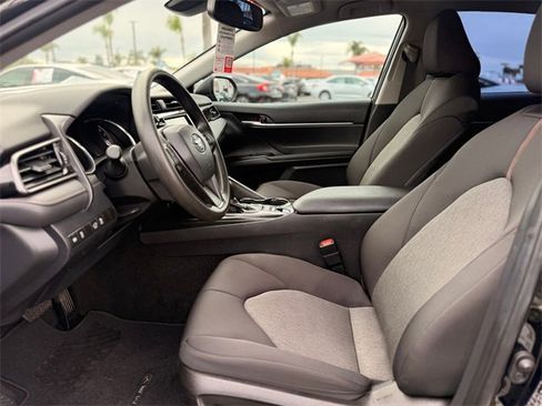 Used 2019 Toyota Camry LE w/ Fleet Convenience Package image 15