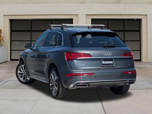 Used 2023 Audi Q5 2.0T Premium Plus w/ Premium Plus Package AWD/4WD image 2