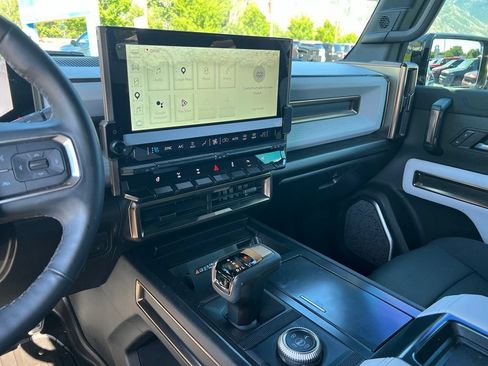 Used 2024 GMC Hummer EV 2X w/ Extreme Off-Road Package AWD/4WD image 32