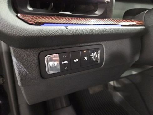 Certified 2025 Chevrolet Traverse RS w/ LPO, Floor Liner Package AWD/4WD image 24