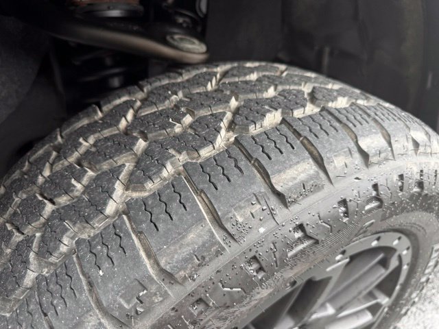 Used 2019 Toyota Tundra SR5 w/ SR5 Upgrade Package AWD/4WD image 4