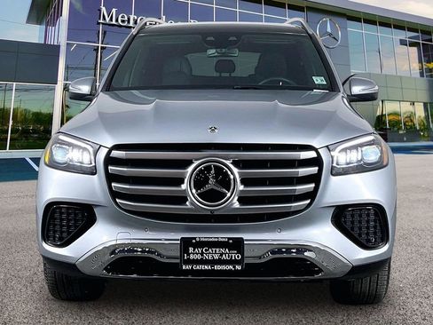 Used 2026 Mercedes-Benz GLS 450 4MATIC image 3