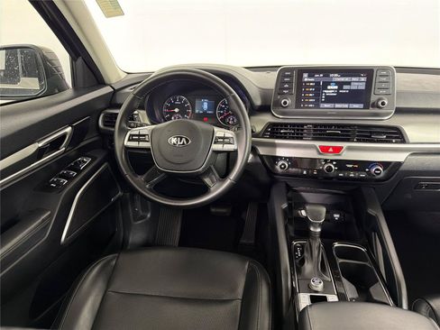 Used 2021 Kia Telluride LX FWD image 21