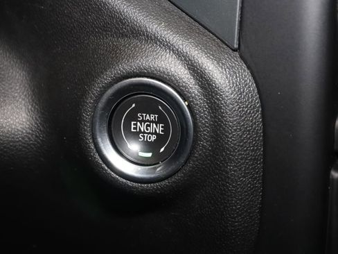 Used 2019 Chevrolet Silverado 1500 LT Trail Boss AWD/4WD image 28
