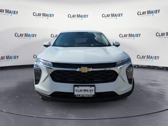 New 2026 Chevrolet Trax LS w/ LS Convenience Package FWD image 8