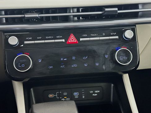 Used 2025 Hyundai Tucson SEL image 24