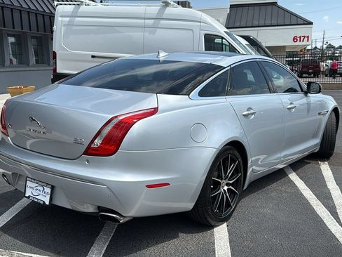 Used 2015 Jaguar XJ AWD image 3